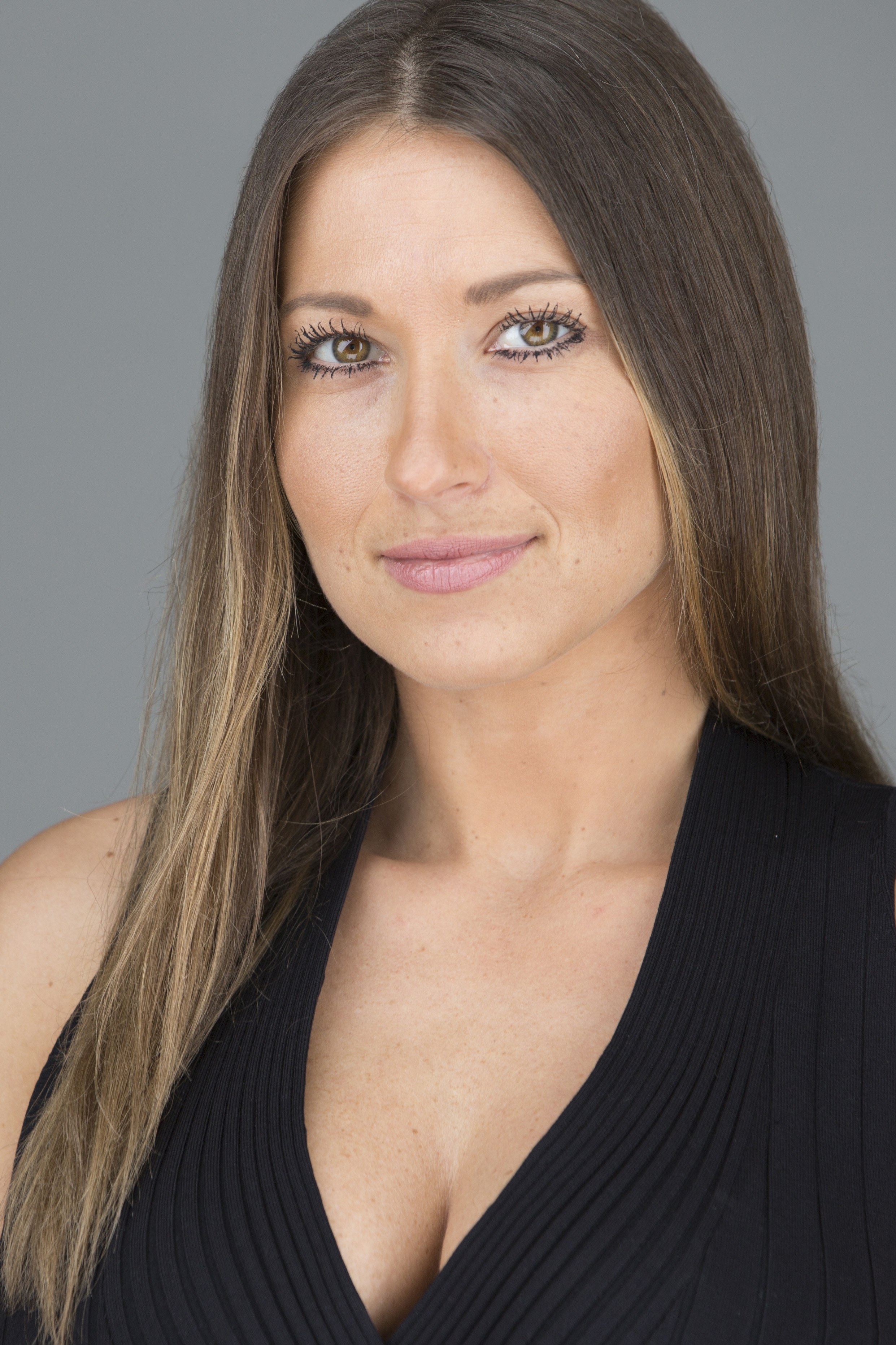 Kayla Laws Schulman, Real Estate Agent Calabasas, CA Coldwell