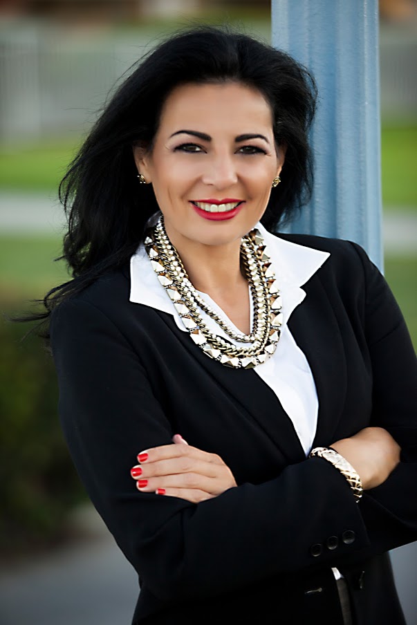 Rania Azzazi, Real Estate Agent La Jolla, CA Coldwell Banker Realty