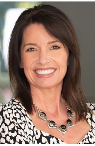 Suzanne Bieser image