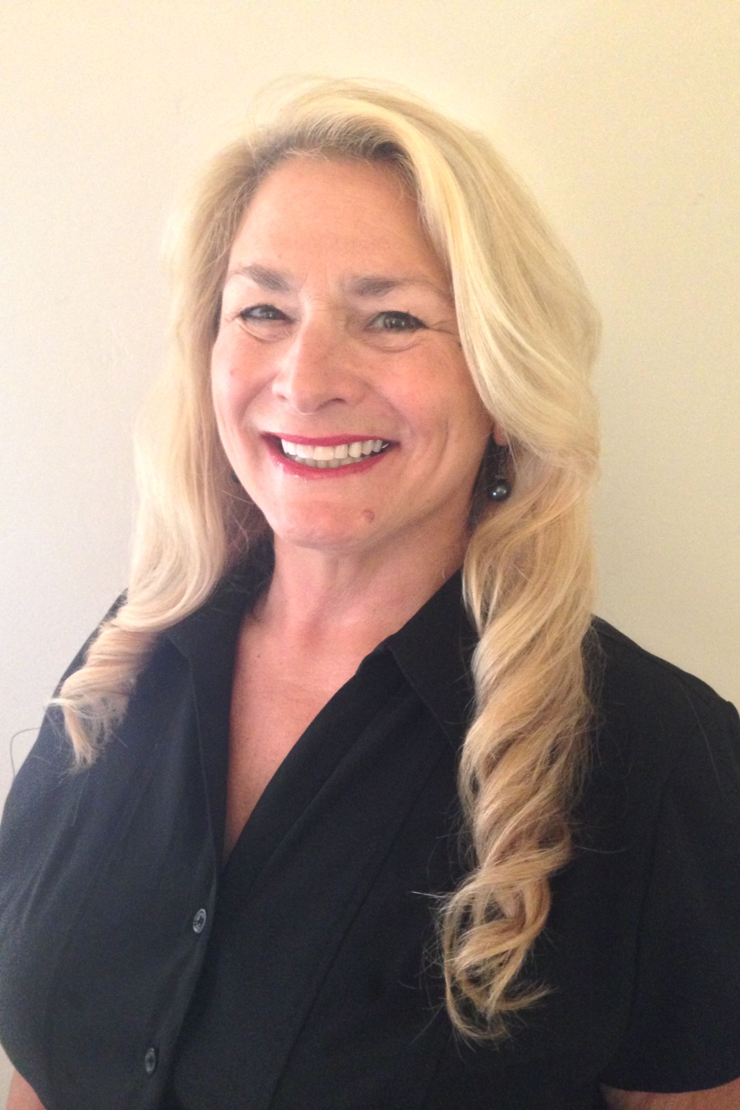 Kim Utile, Real Estate Agent Aptos, CA Coldwell Banker Realty
