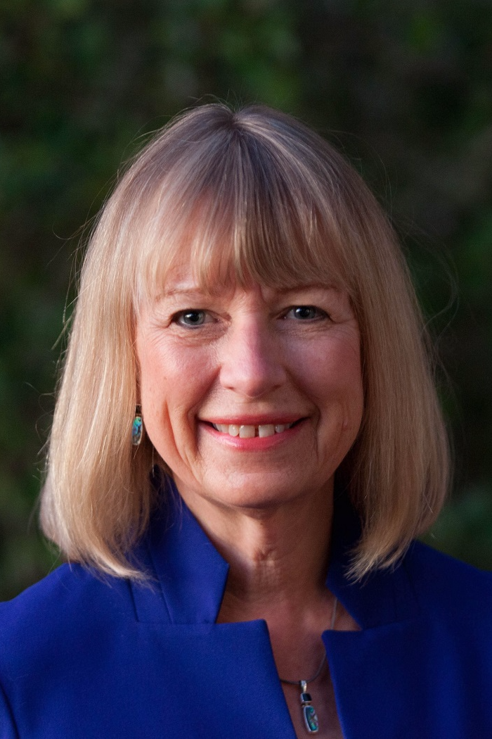 Gail Burns, Real Estate Agent Burlingame, CA Coldwell Banker Realty