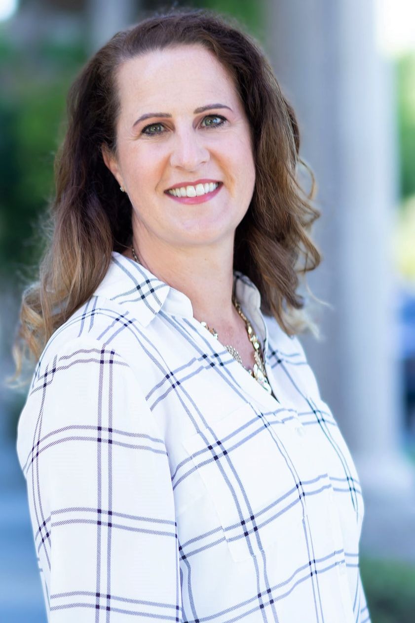 Tara Gilford, Real Estate Agent Gilroy, CA Coldwell Banker Realty