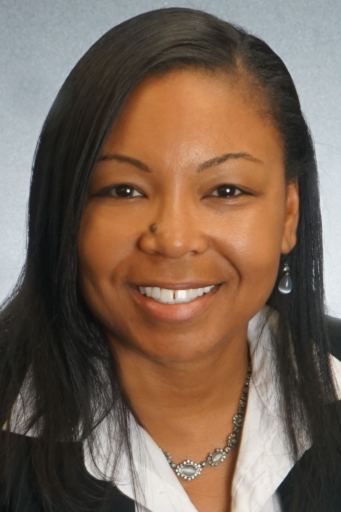 Sandra Wellington, Real Estate Agent Oakland Coldwell Banker Realty