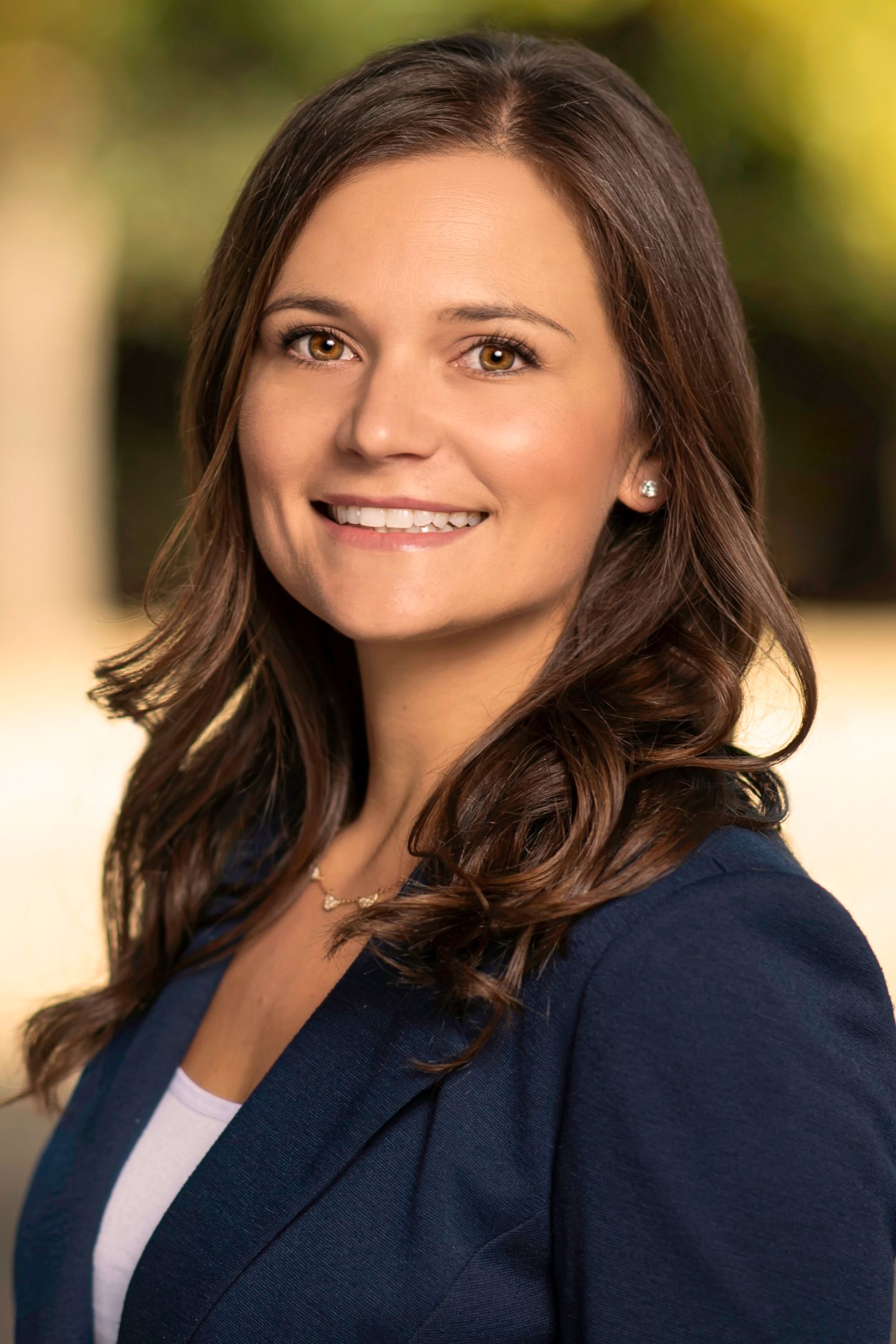 Lauren Furtado, Real Estate Agent Hill, CA Coldwell Banker