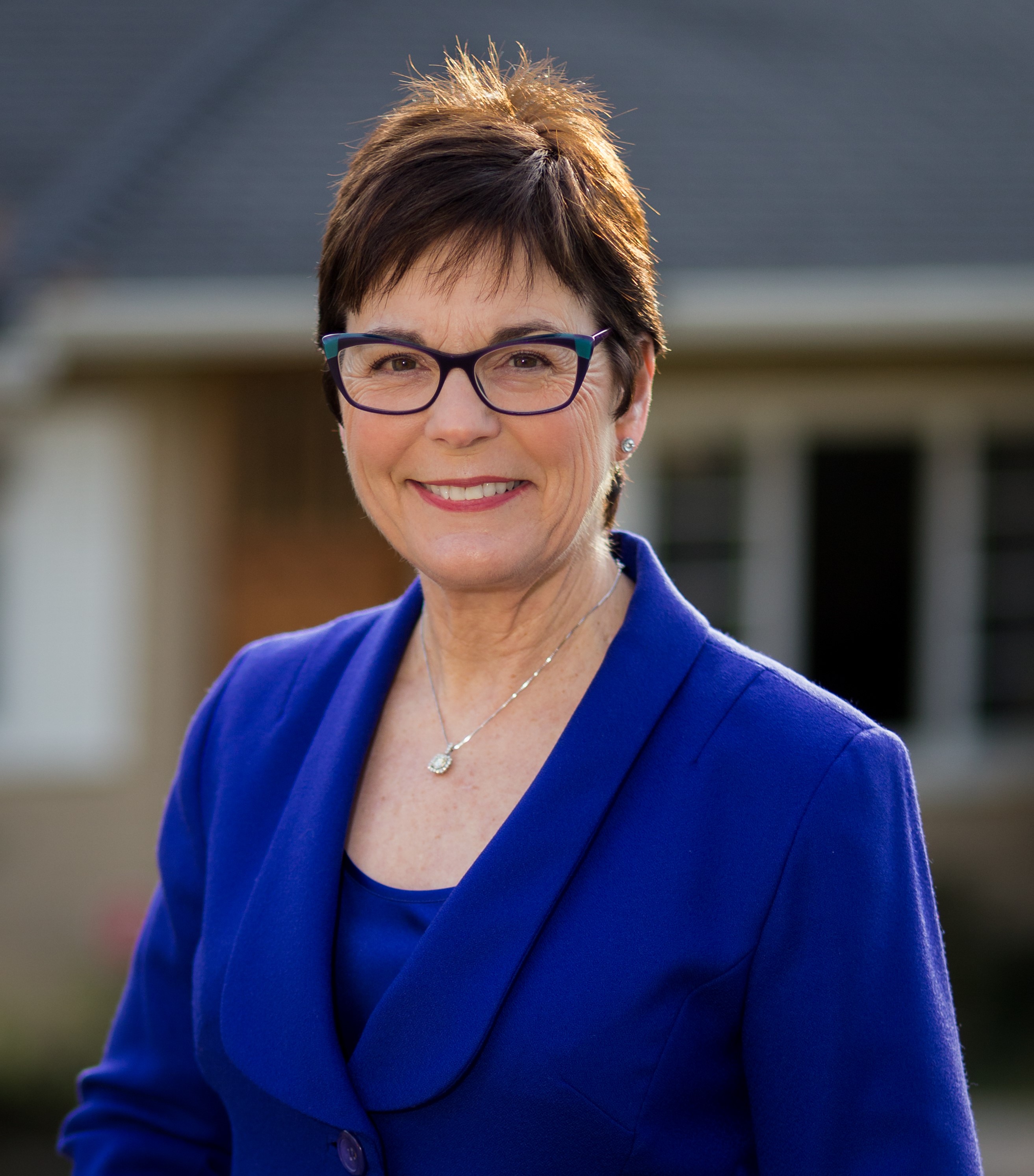 Elaine Arnt, Real Estate Agent Pleasanton, CA Coldwell Banker