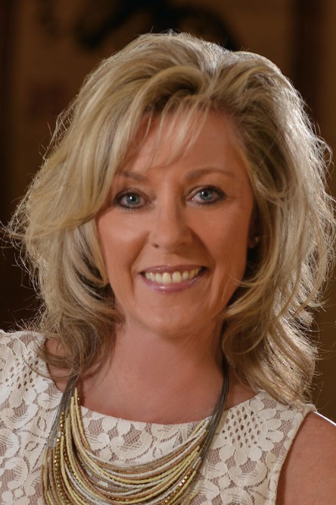 Lori ReeveRepella, Real Estate Agent Englewood, CO Coldwell Banker