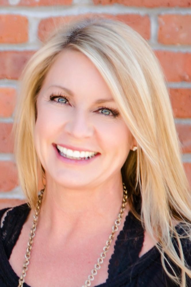 Dawn Tillson, Real Estate Agent Denver Coldwell Banker Realty