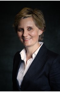 Elena Keil image
