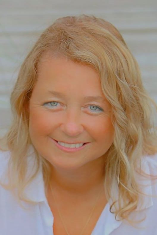 Michelle Underwood, Real Estate Agent Naples, FL Coldwell Banker