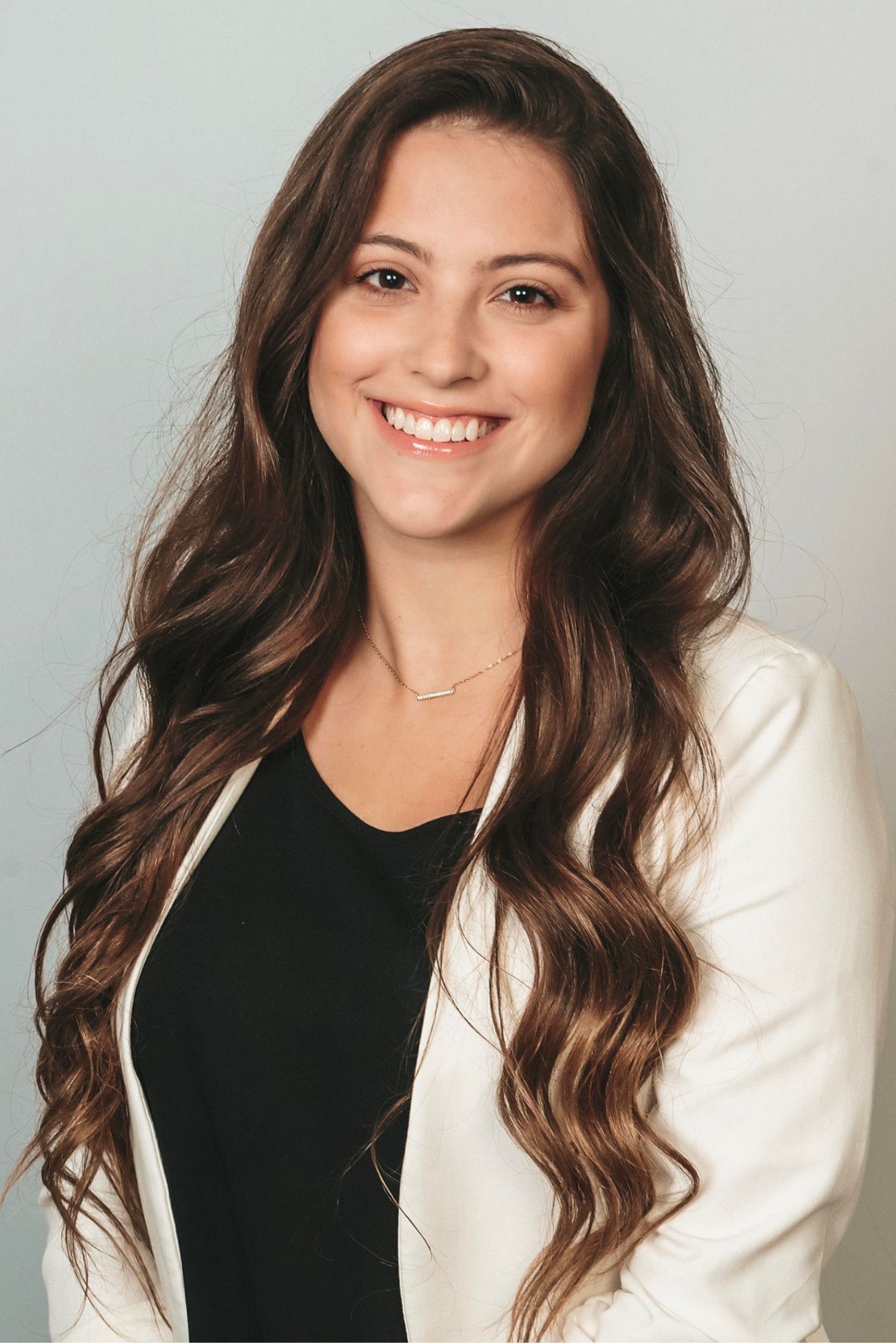 Claudia Gomez, Real Estate Agent Miami, FL Coldwell Banker