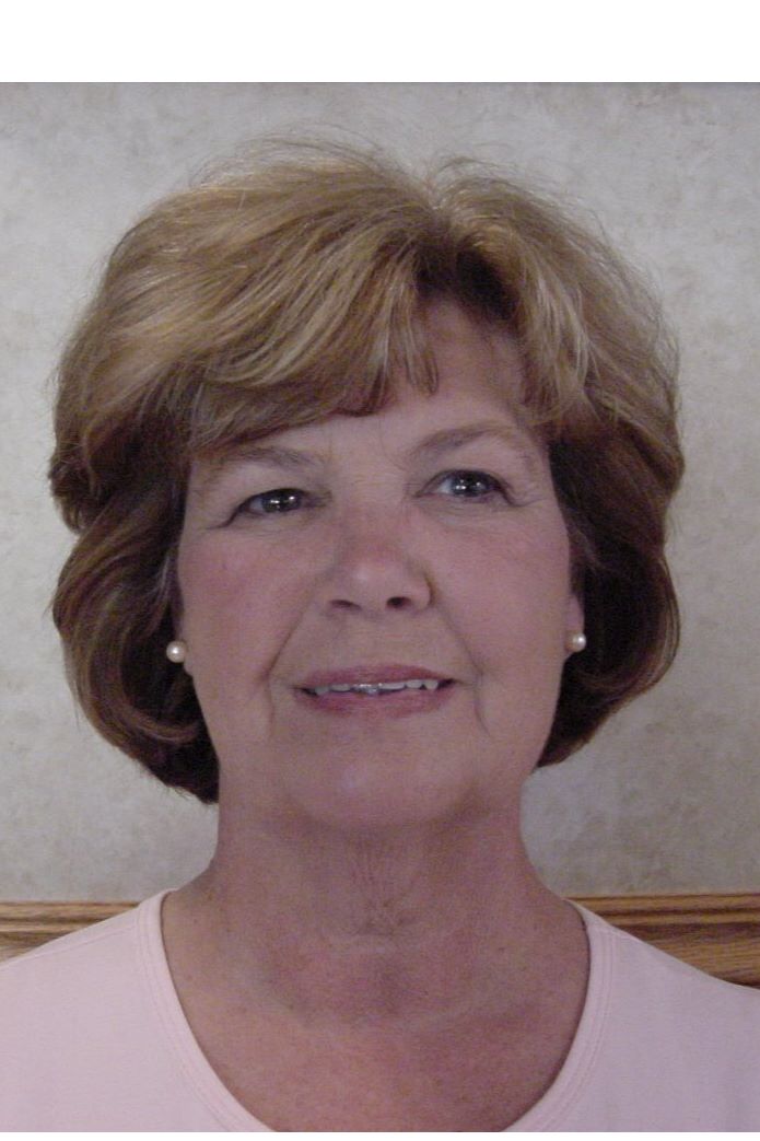 Cloie Hall, Real Estate Agent Cape Coral, FL Coldwell Banker Realty