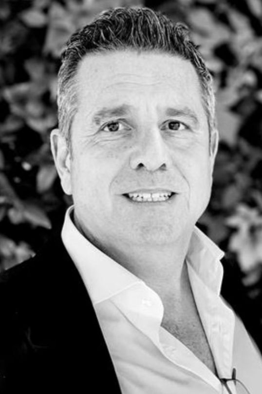 Eric Mouton, Real Estate Agent Miami Beach, FL Coldwell Banker Realty