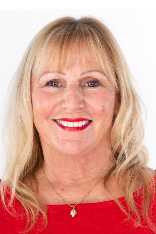 Terry Davenport, Real Estate Agent Sarasota, FL Coldwell Banker Realty