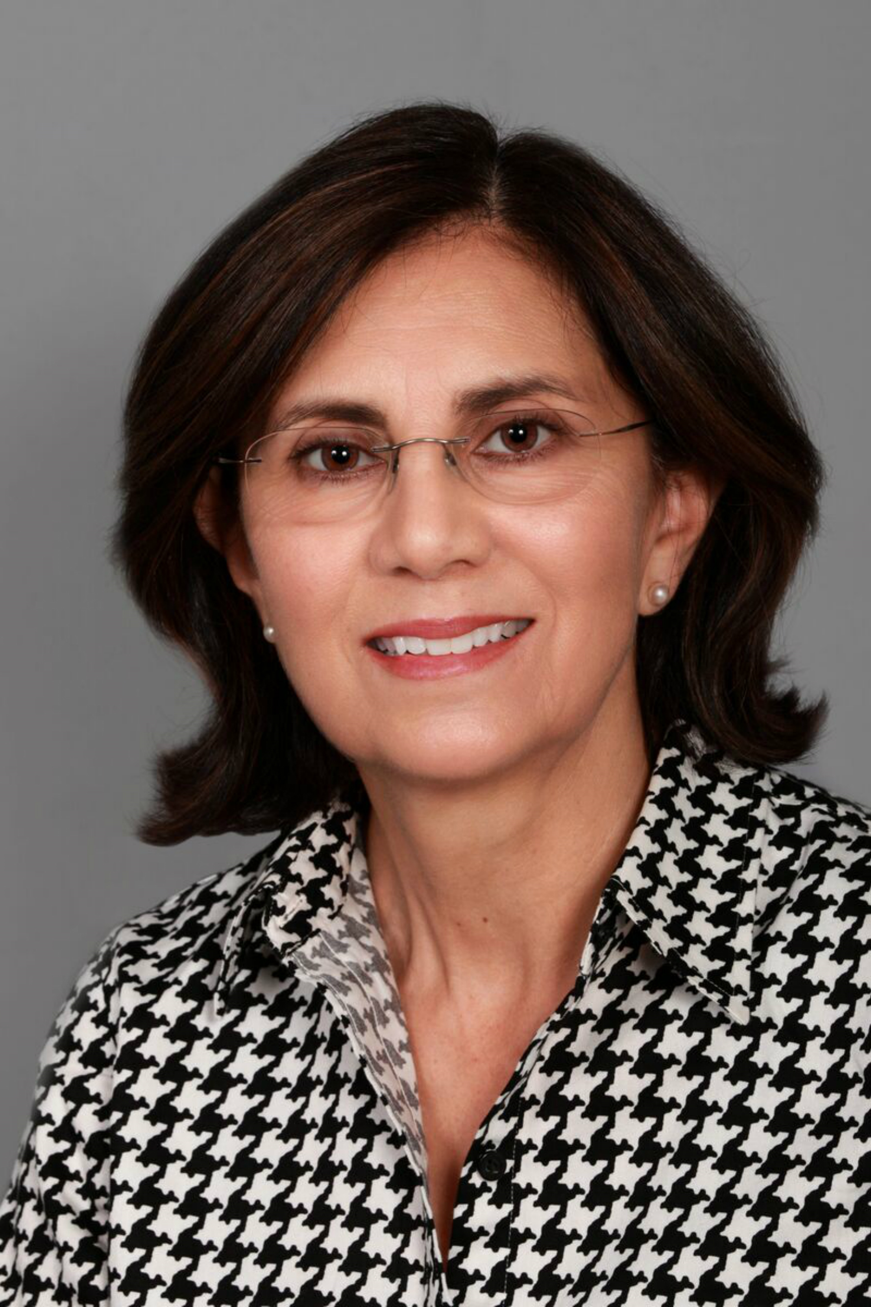 Pilar Ronderos, Real Estate Agent Weston, FL Coldwell Banker Realty