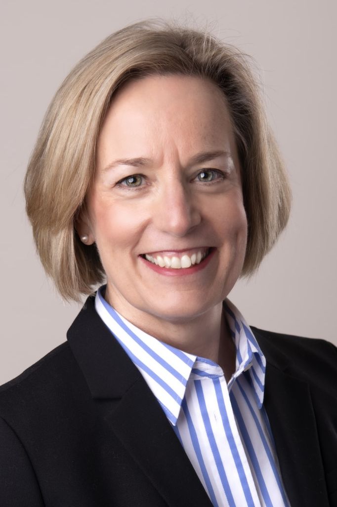 Patricia Slechta, Real Estate Agent Duxbury, MA Coldwell Banker Realty