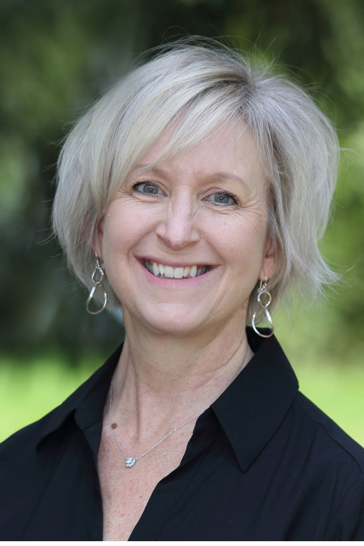 Nancy Hudgins, Real Estate Agent Sudbury, MA Coldwell Banker Realty