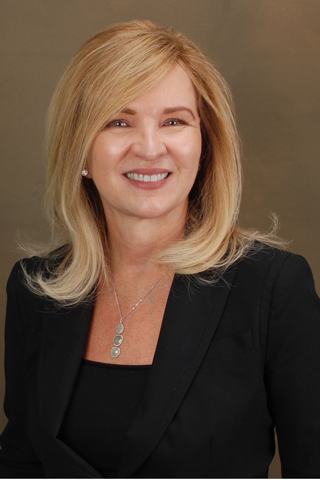 Rosemary McCready, Real Estate Agent Weston, MA Coldwell Banker Residential Brokerage