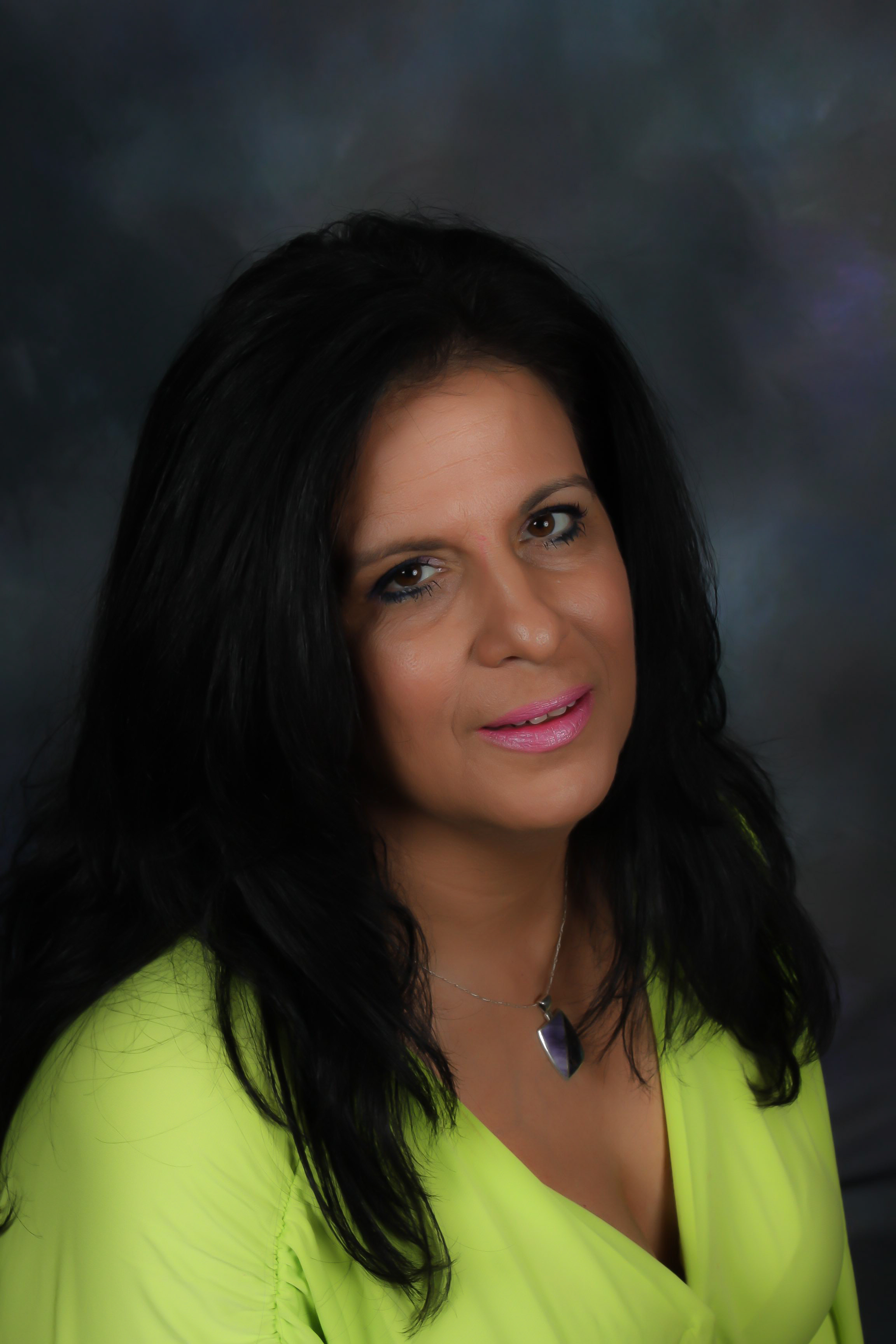 Linda Ruiz, Real Estate Agent Lynnfield, MA Coldwell Banker Residential Brokerage