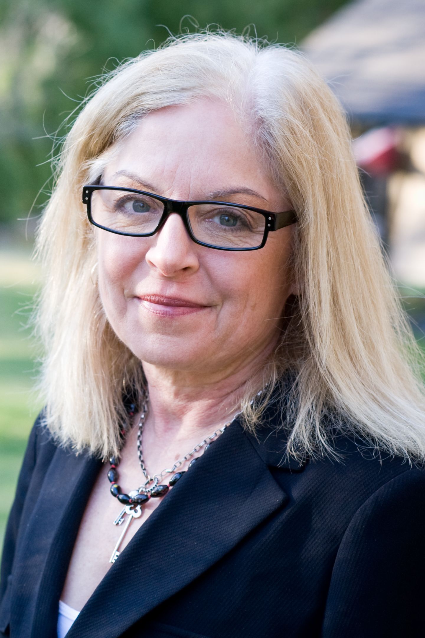 Patricia "Trish" Lanoue, Real Estate Agent Saco, ME Coldwell Banker