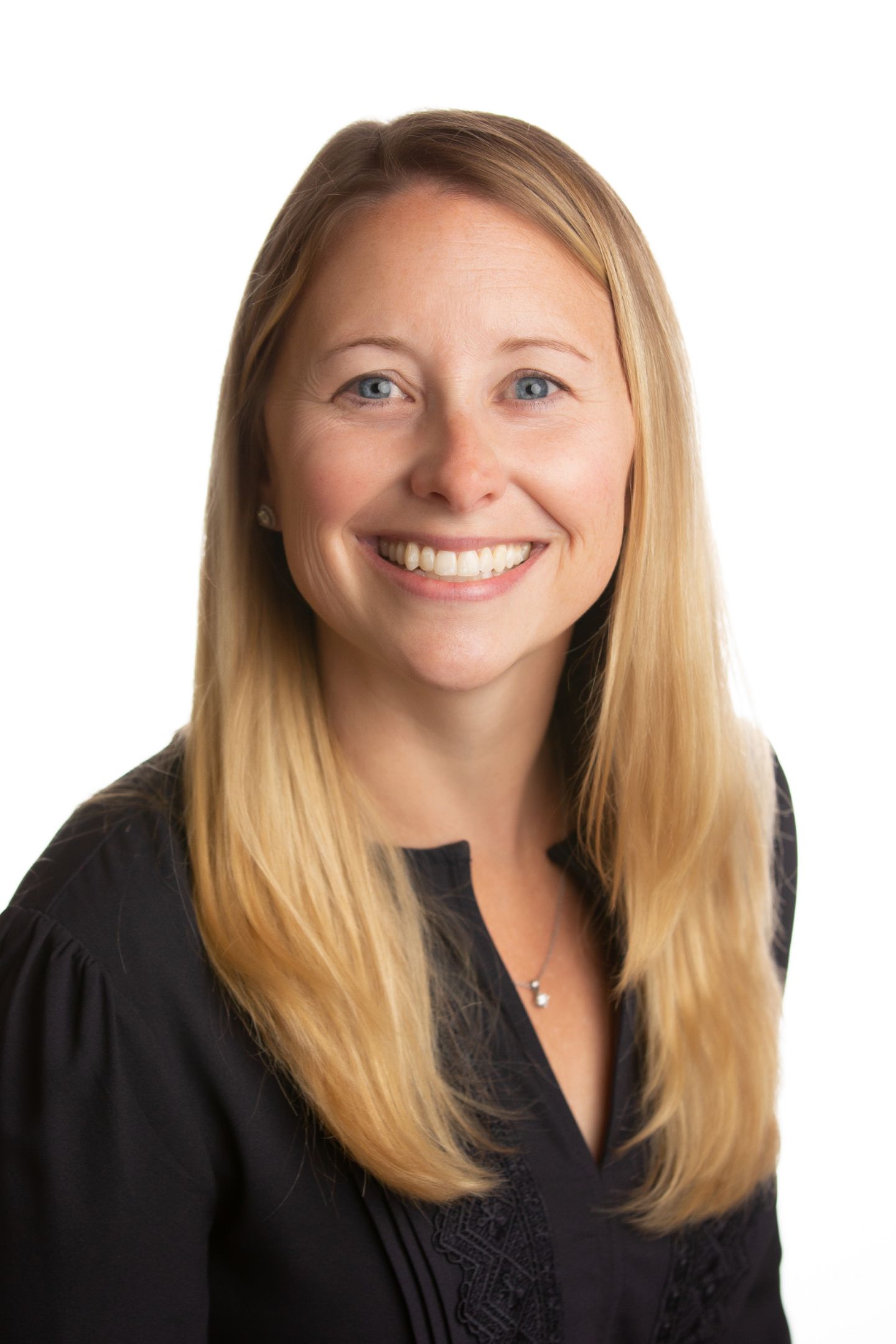 Tricia Bruso, Real Estate Agent Concord Coldwell Banker Realty