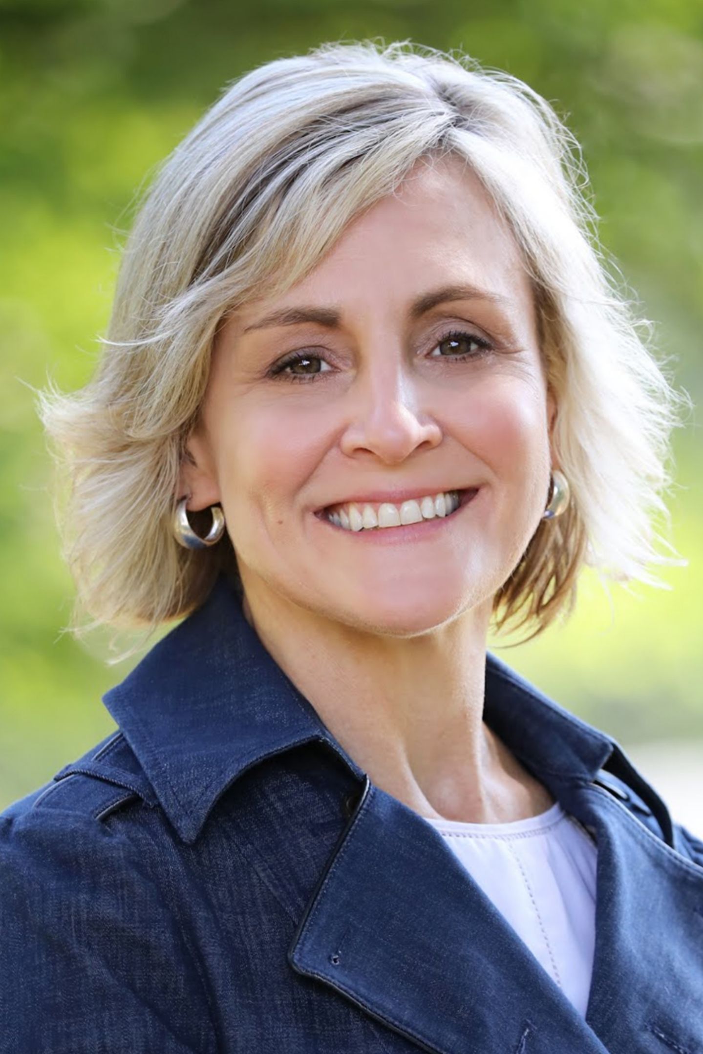 Mary Heinrichs, Real Estate Agent Hingham, MA Coldwell Banker Realty