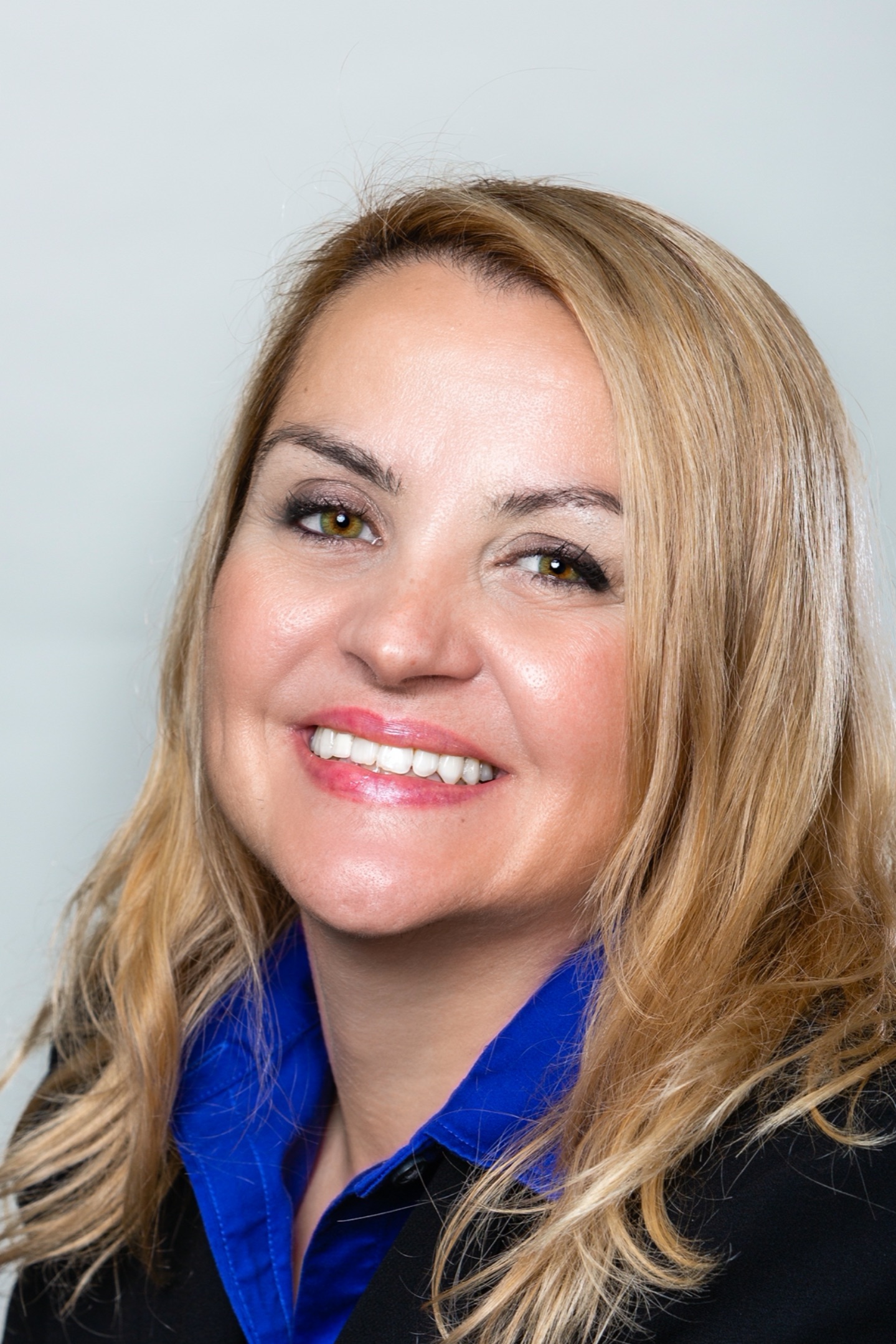 Arianna Siotto, Real Estate Agent Duxbury, MA Coldwell Banker Realty