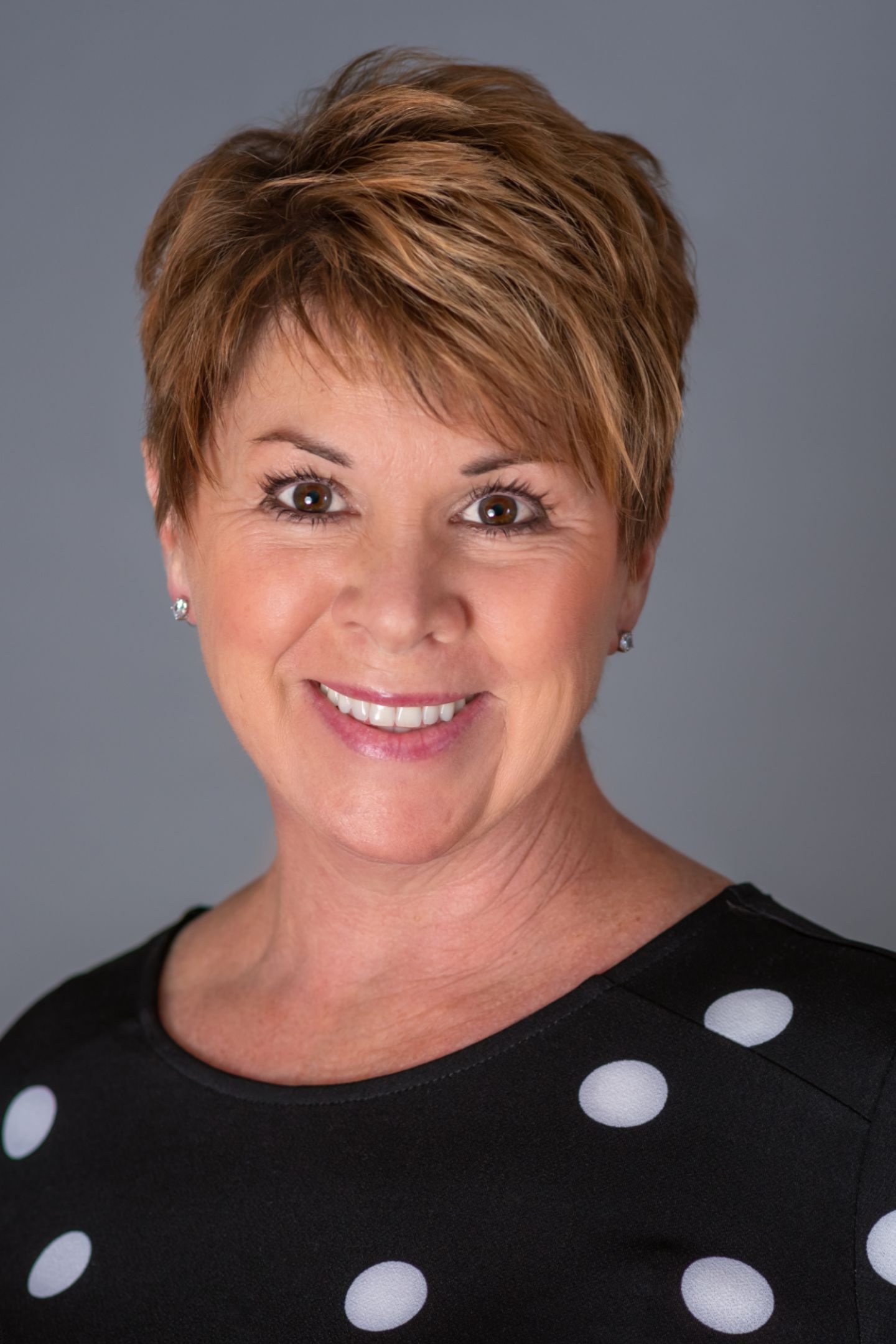 Michelle Keach, Real Estate Agent Cumberland, RI Coldwell Banker Realty