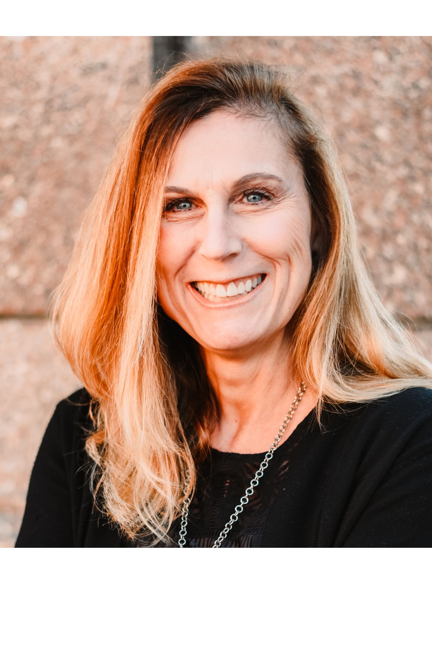 Debbie Salah, Real Estate Agent Manchester by the Sea, MA Coldwell