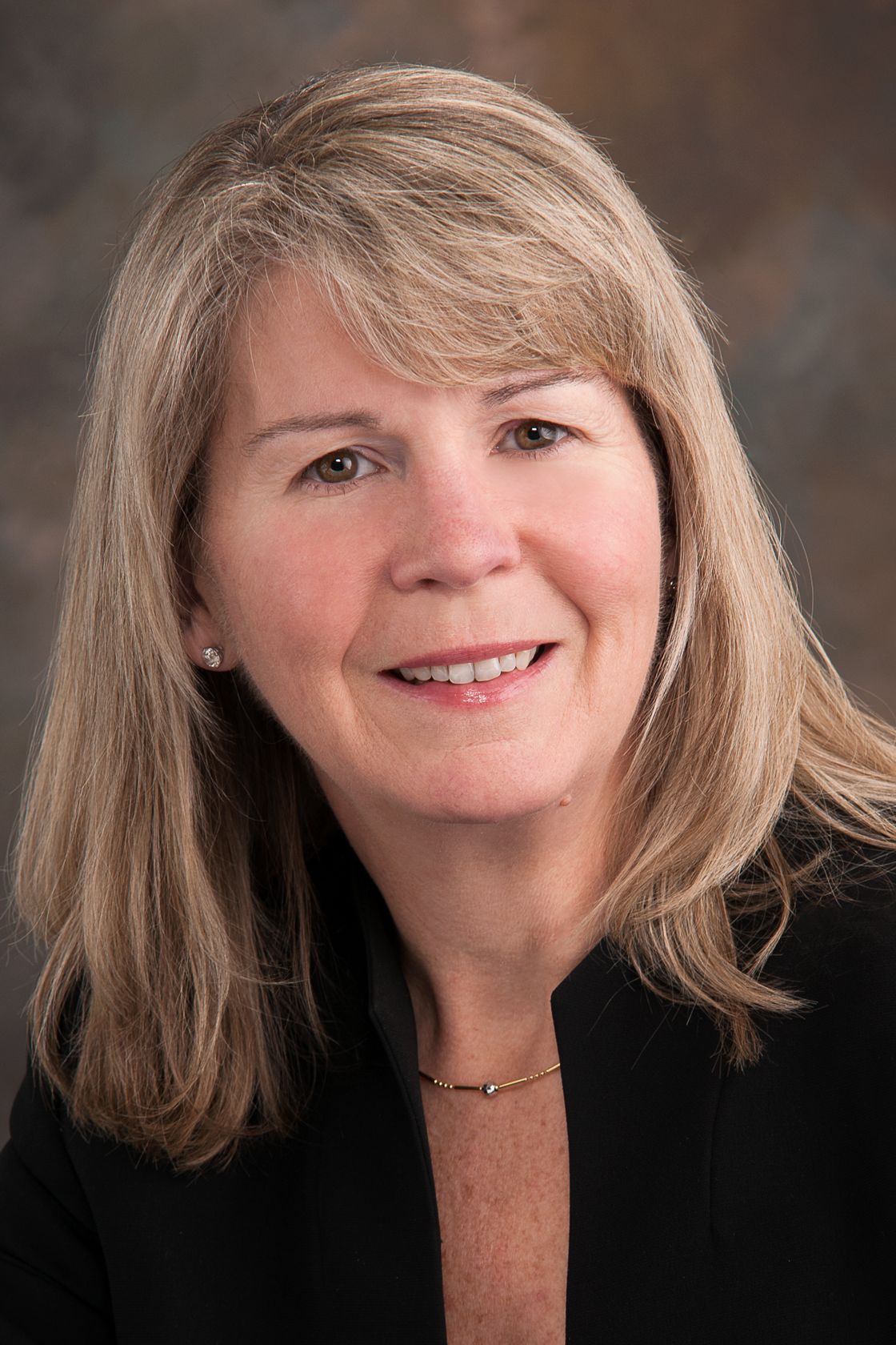 Kathleen Estes, Real Estate Agent Gilford, NH Coldwell Banker Realty