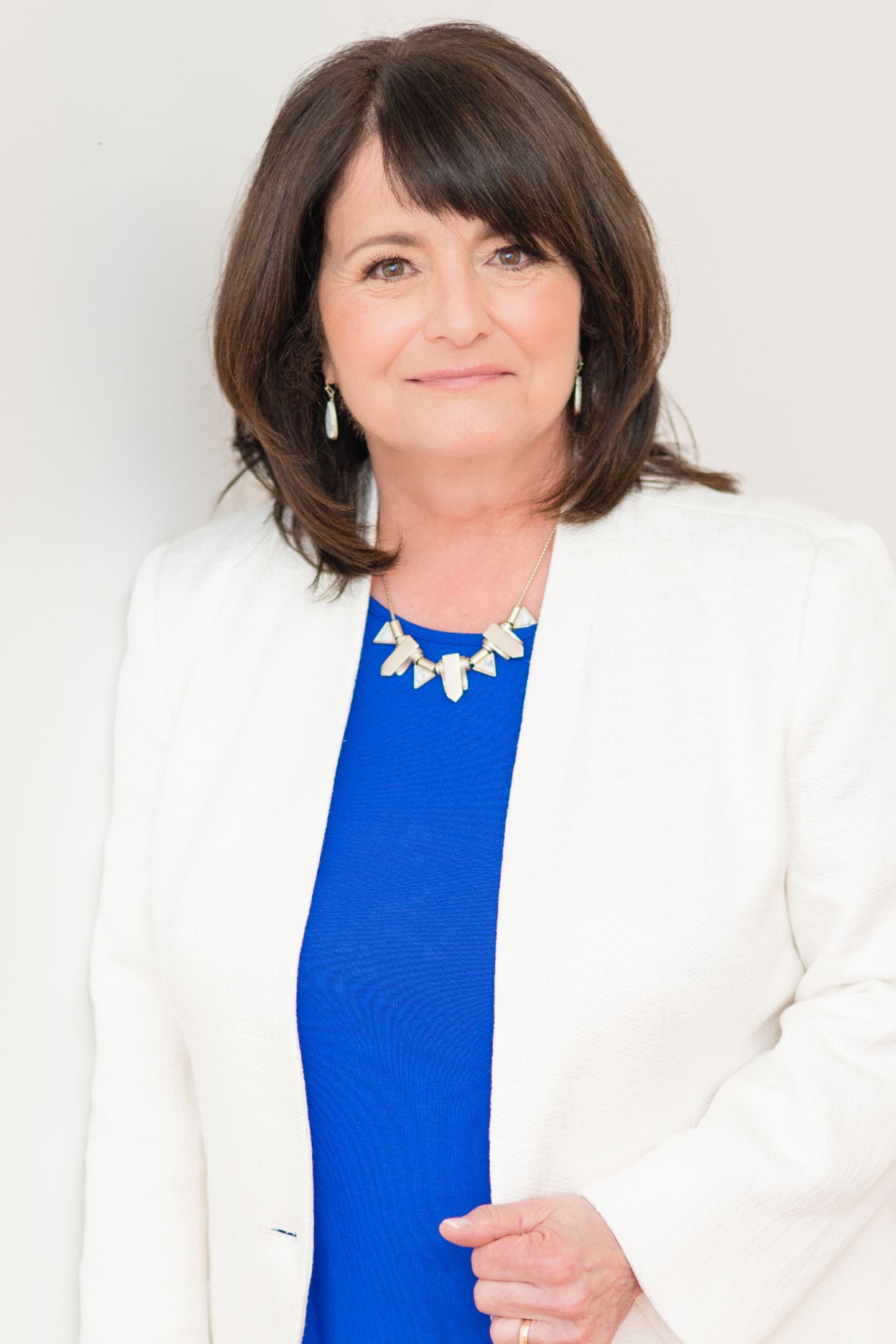 Pauline Marino, Real Estate Agent Lexington, MA Coldwell Banker Realty