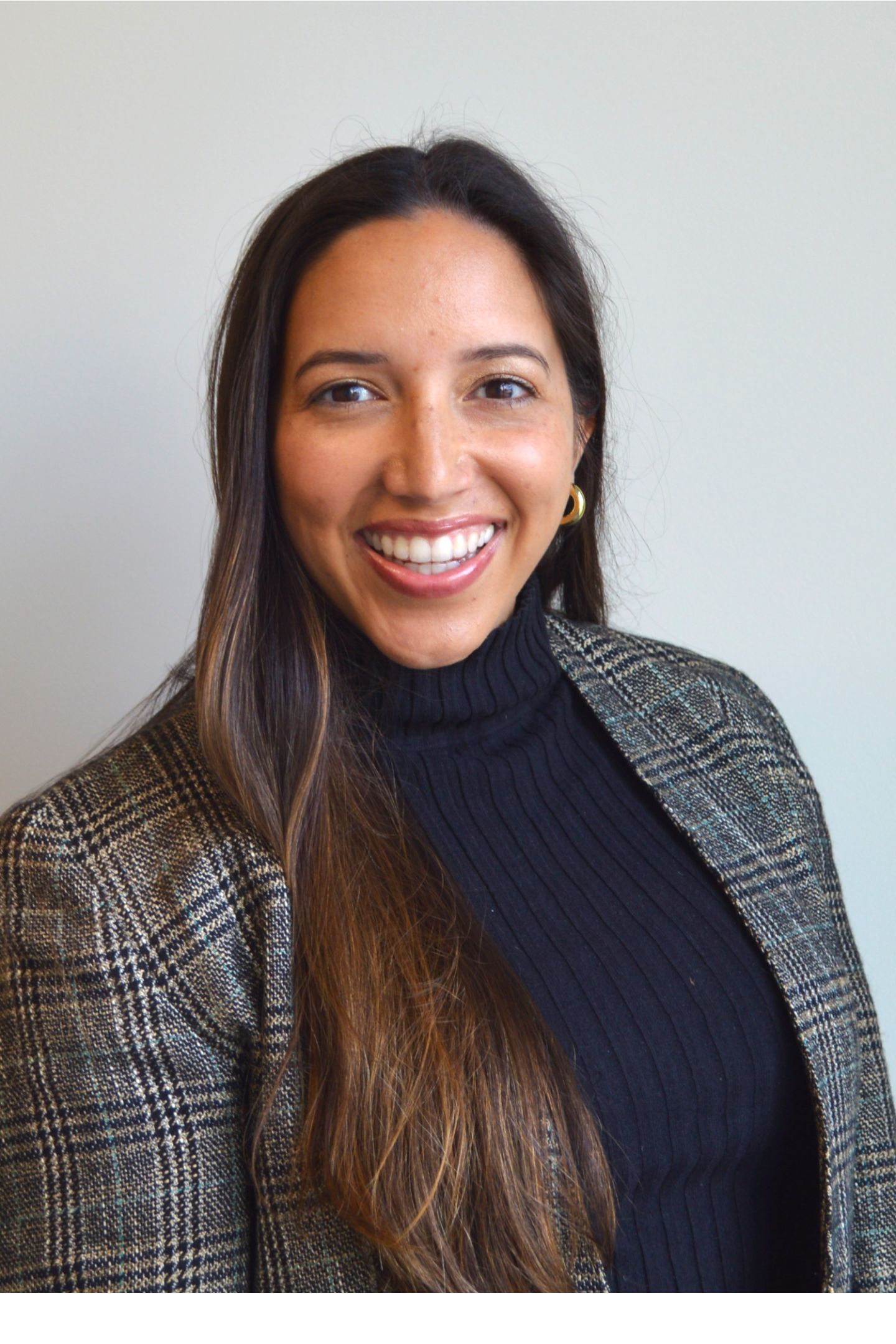 Cassandra Dowling, Real Estate Agent Newton Coldwell Banker Realty