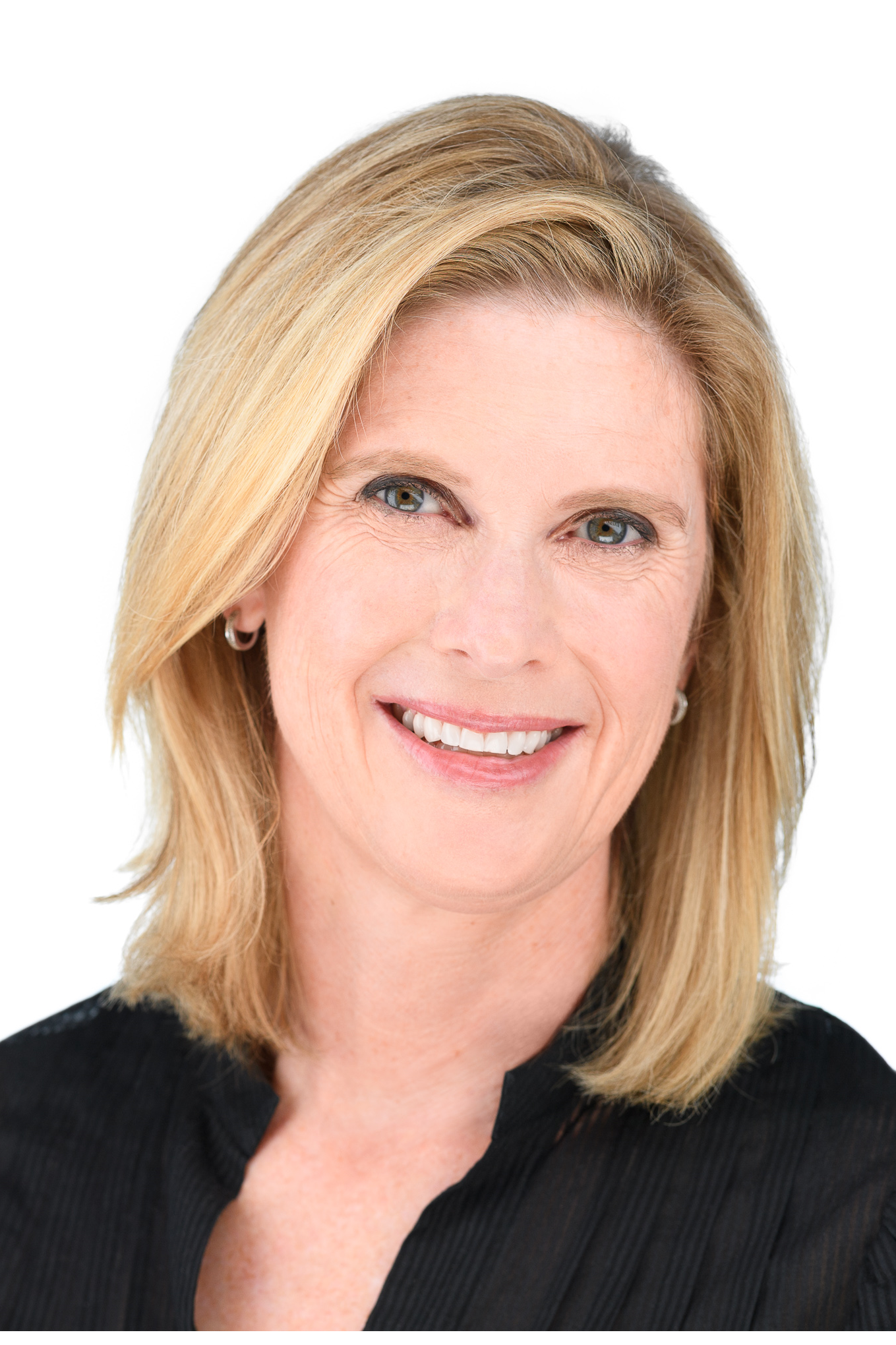 Lynn Findlay, Real Estate Agent Belmont, MA Coldwell Banker