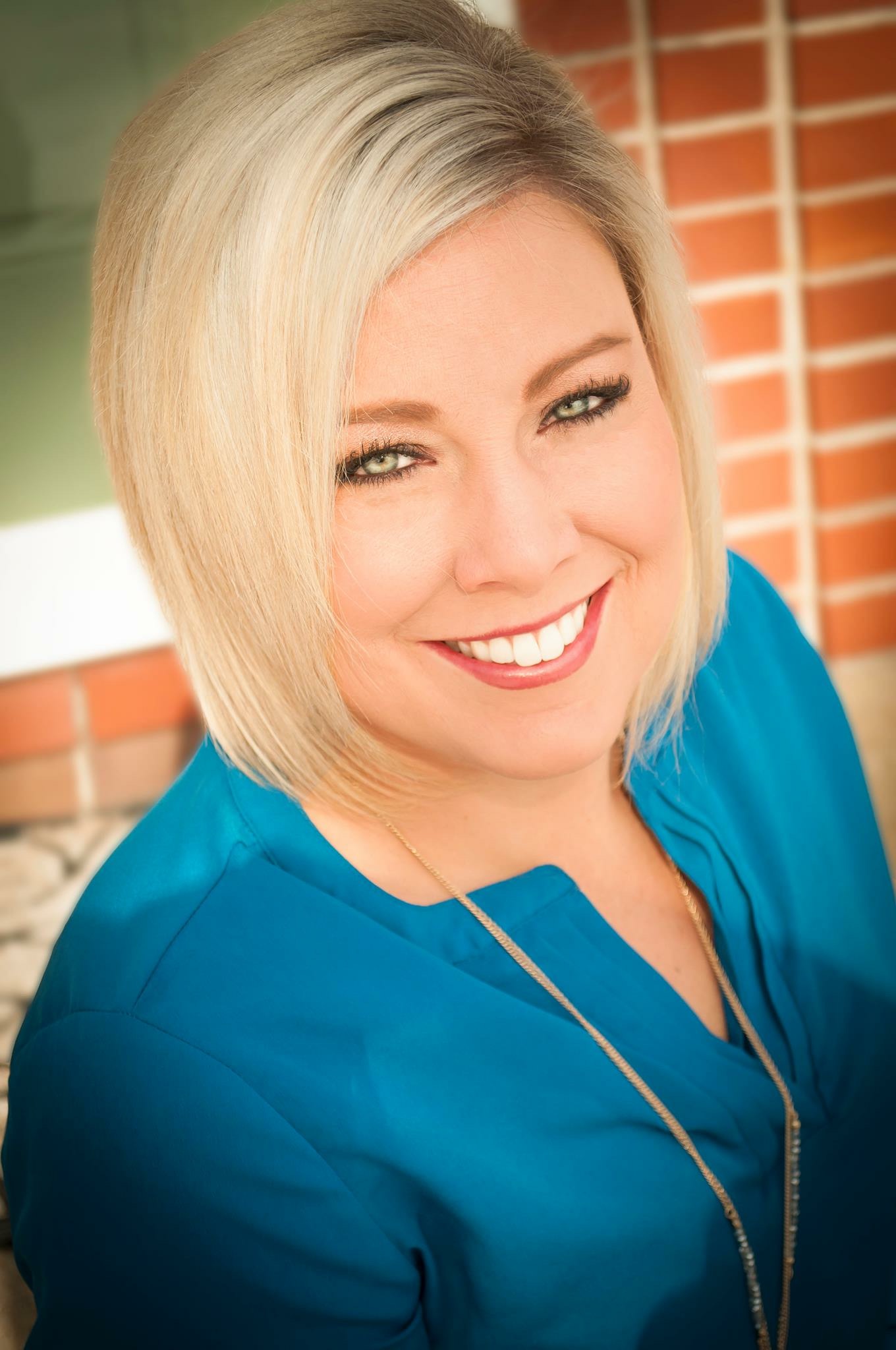 Jennifer Dietz, Real Estate Agent Ballwin, MO Coldwell Banker Gundaker