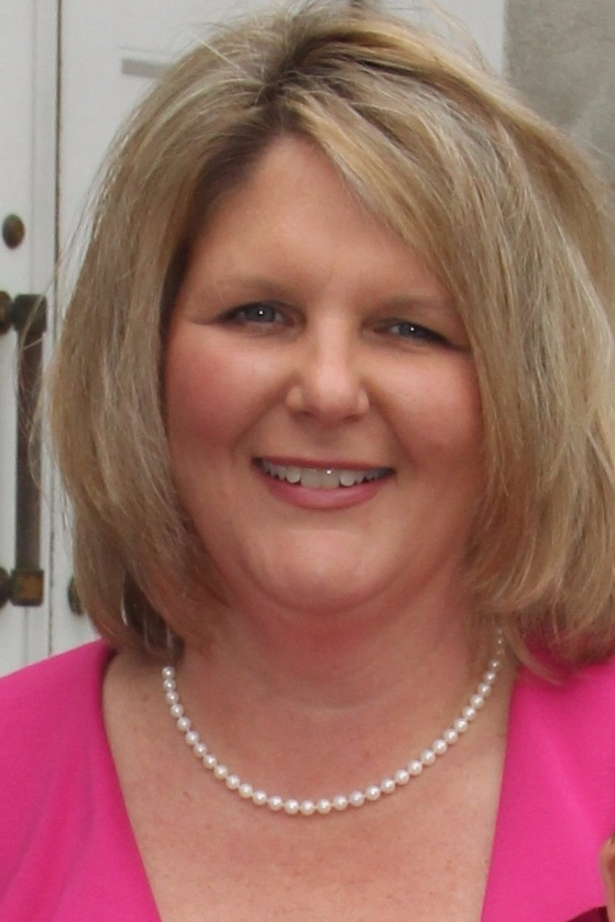 Gail Gilmore, Real Estate Agent Kirkwood, MO Coldwell Banker Gundaker