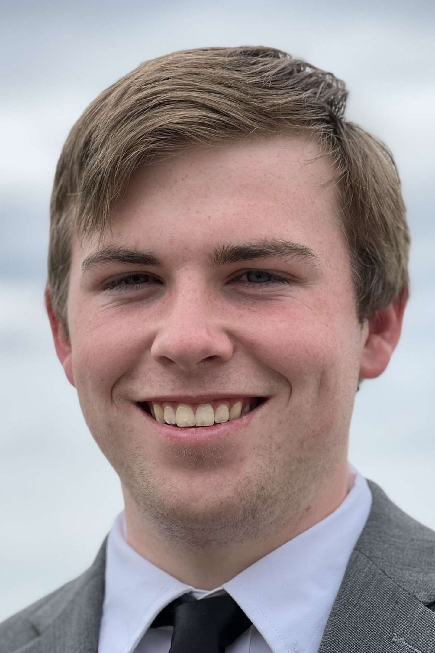 Logan Lingle, Real Estate Agent Saint Charles, MO Coldwell Banker