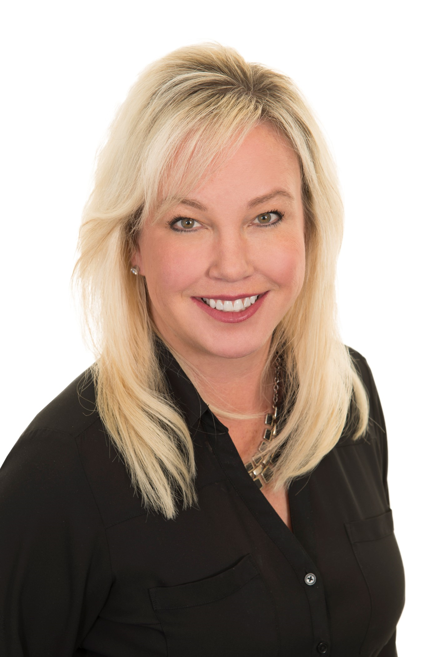 Linsay Schilling, Real Estate Agent Eagan, MN Coldwell Banker