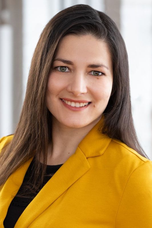 Galina Parfylo, Real Estate Agent Eagan, MN Coldwell Banker Realty