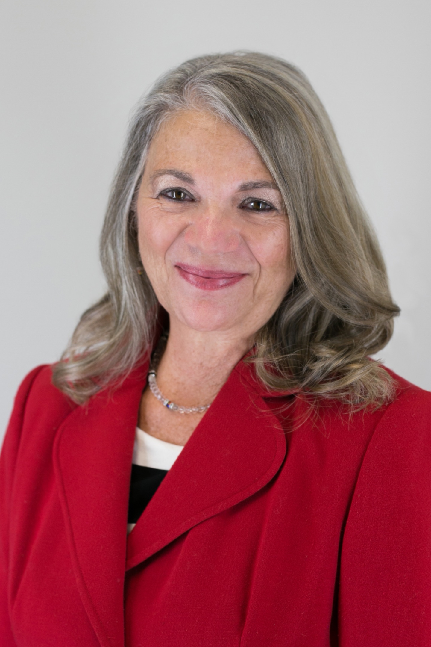 Teresa Fogarty, Real Estate Agent Wayzata, MN Coldwell Banker Realty