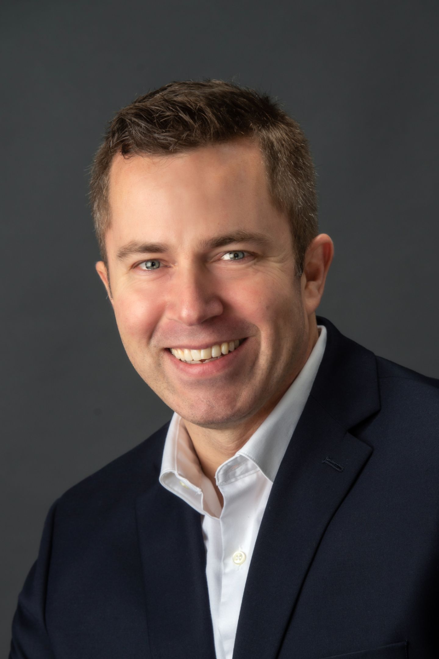 Dustin Davison, Real Estate Agent Buffalo, MN Coldwell Banker Realty