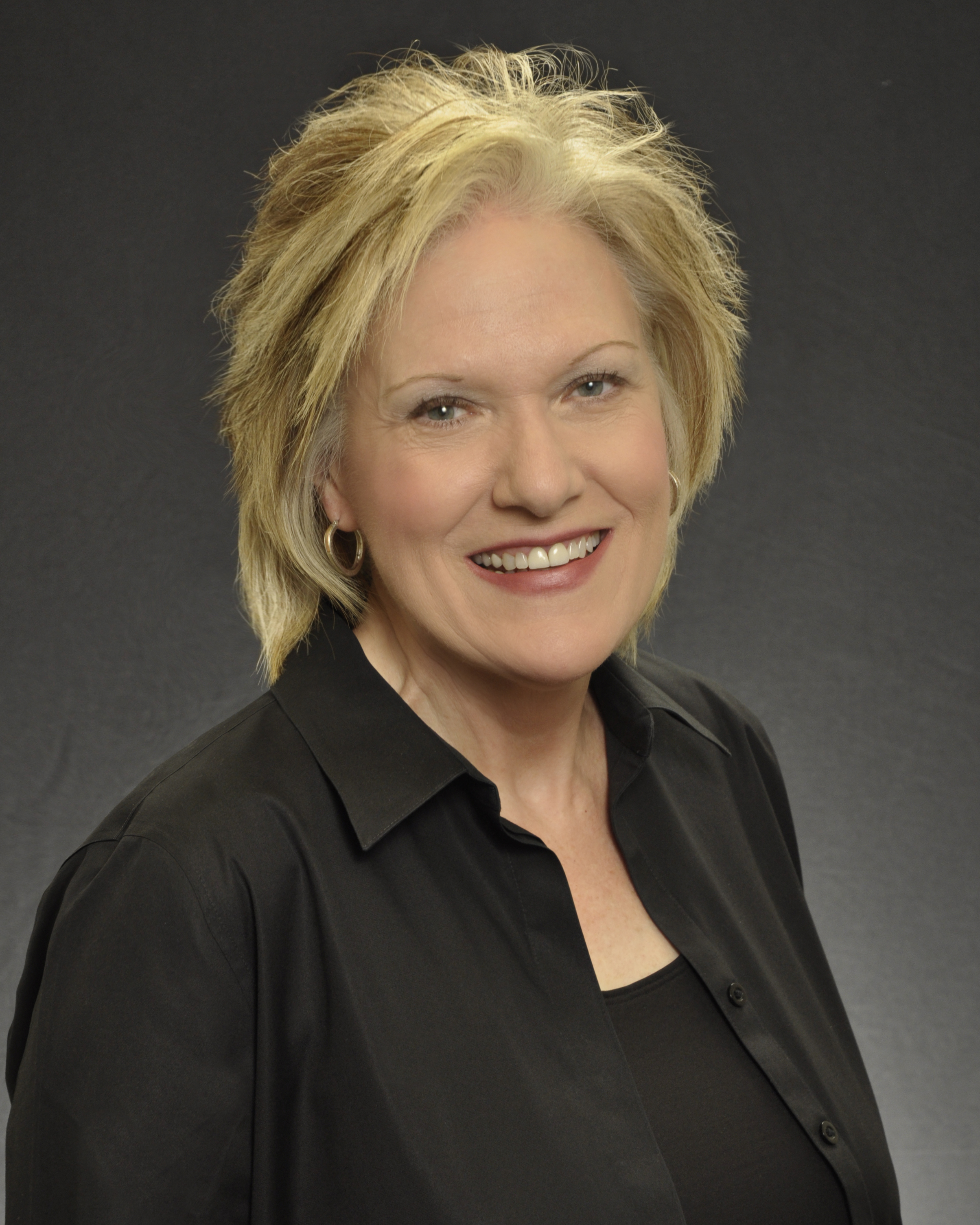 Cynthia Scheer Jackson, Real Estate Agent Wayzata, MN Coldwell