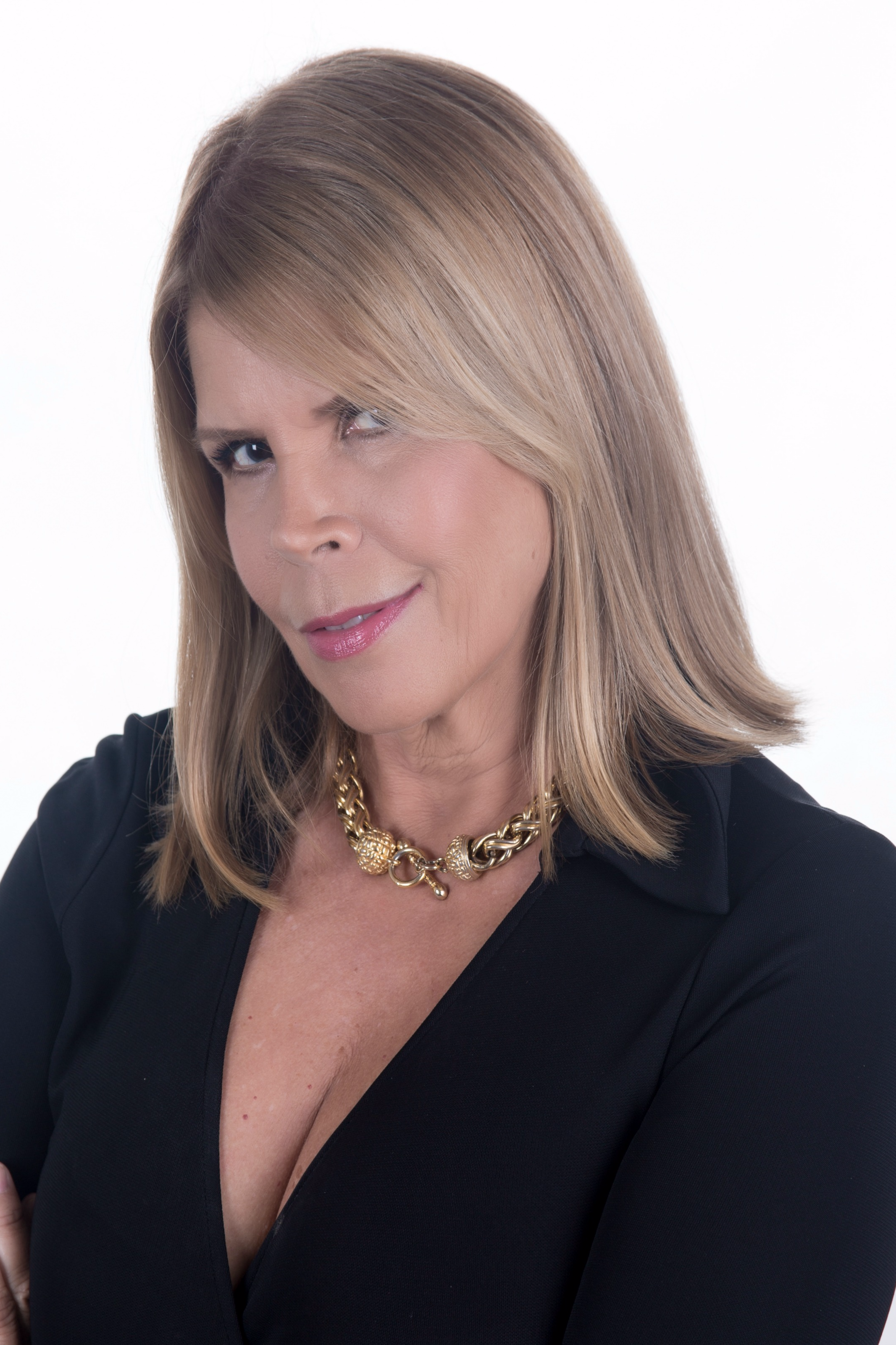 Minerva Inchusti, Real Estate Agent Upper Montclair, NJ Coldwell