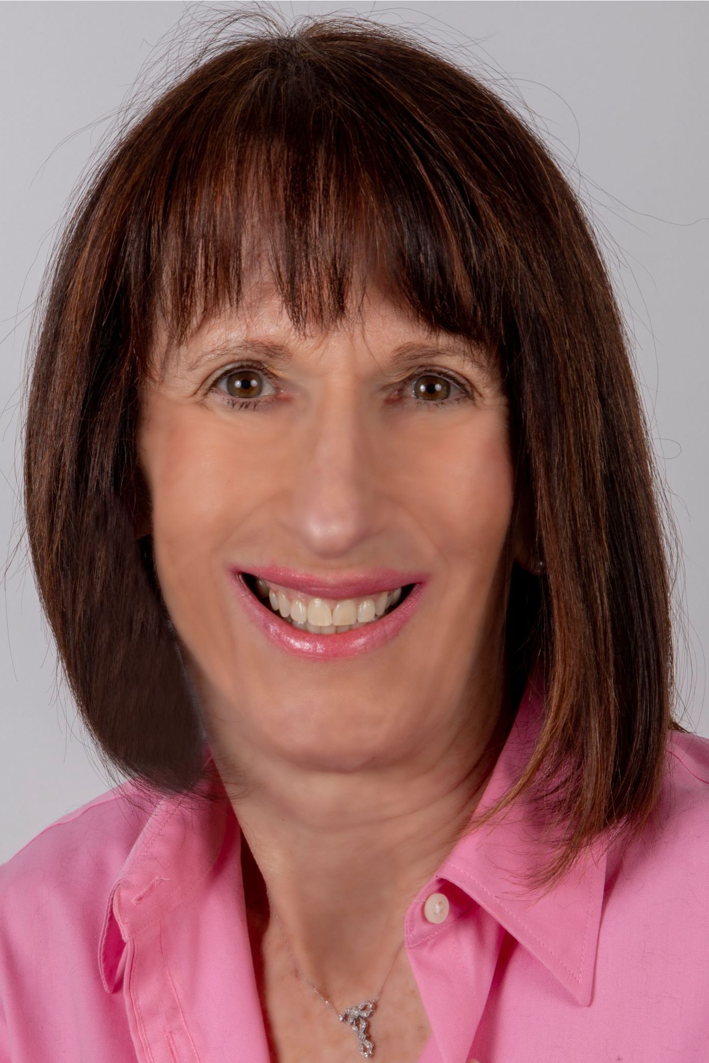 Rhonda Schnissel, Real Estate Agent Roslyn Heights, NY Coldwell