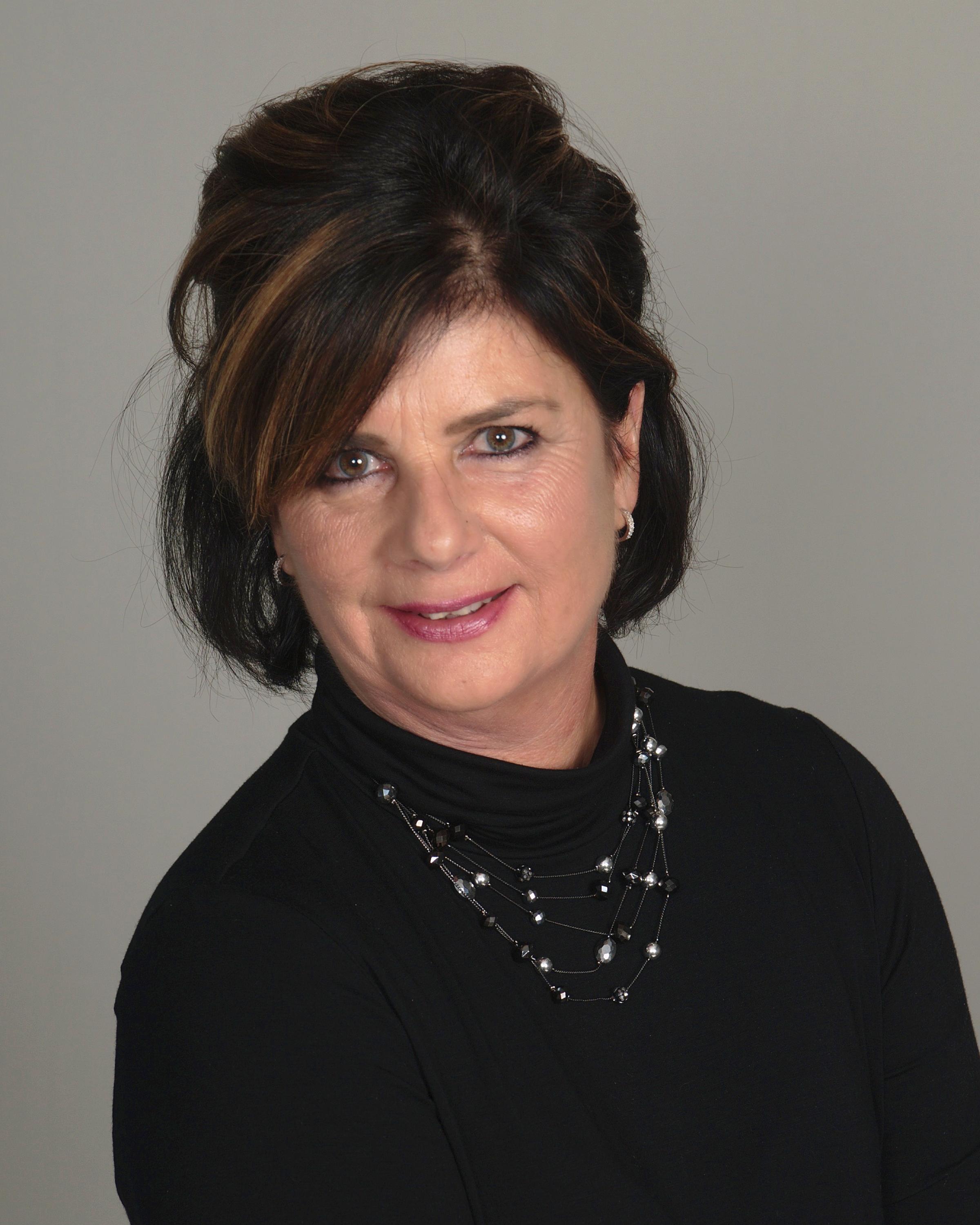 Teresa Graci, Real Estate Agent Smithtown, NY Coldwell Banker Realty