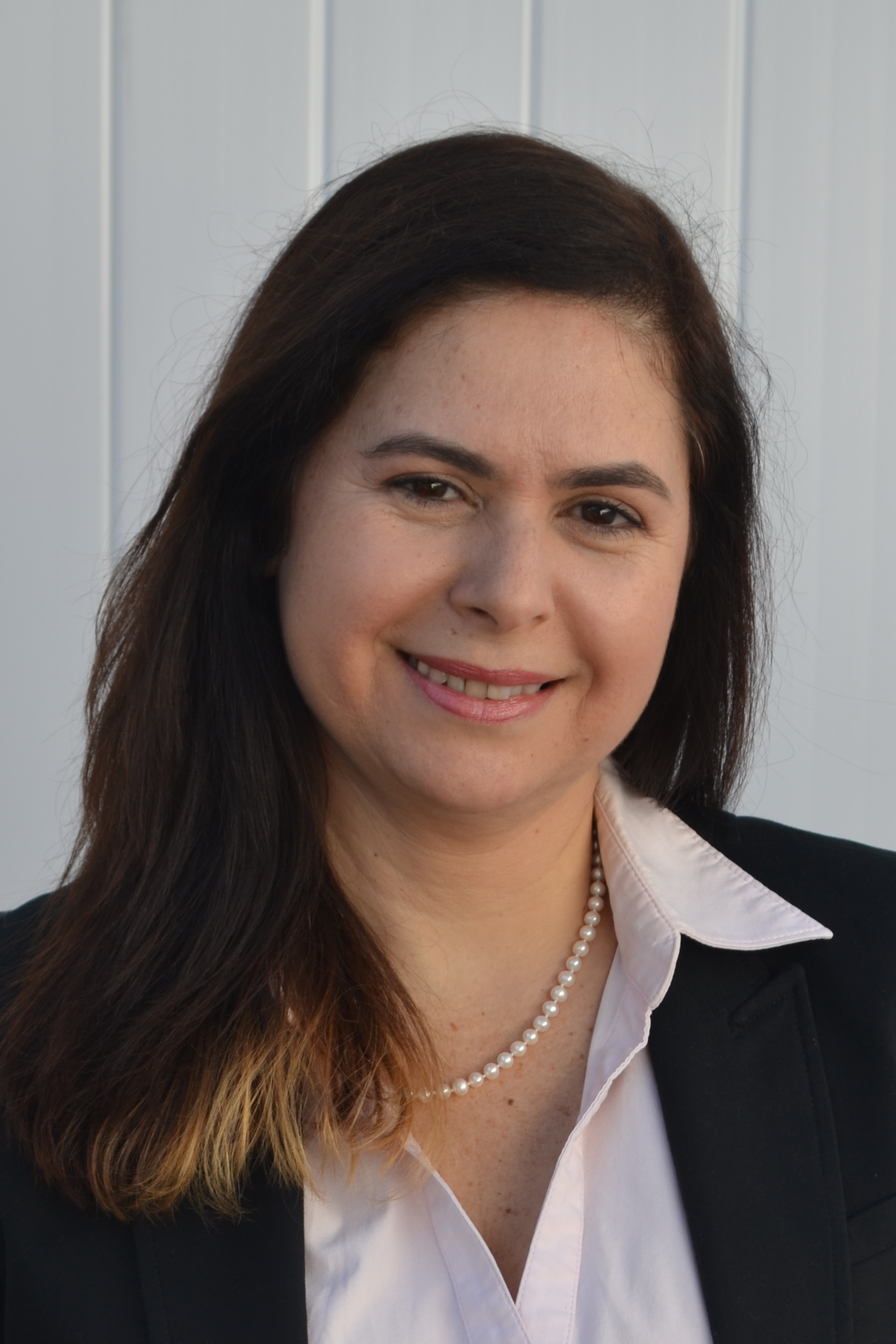 Claudia Felix De Souza, Real Estate Agent Bellmore, NY Coldwell