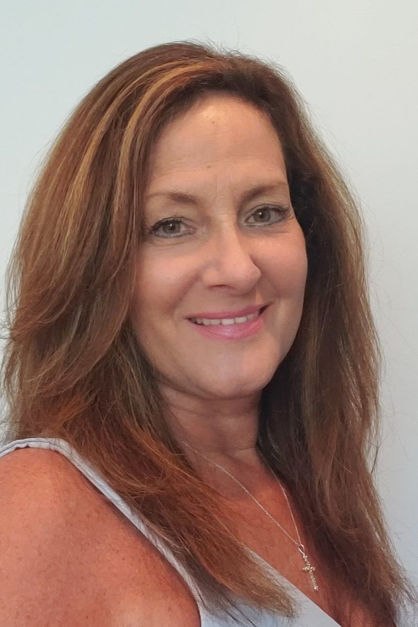 Lisa Palermo, Real Estate Agent Massapequa Park, NY Coldwell Banker