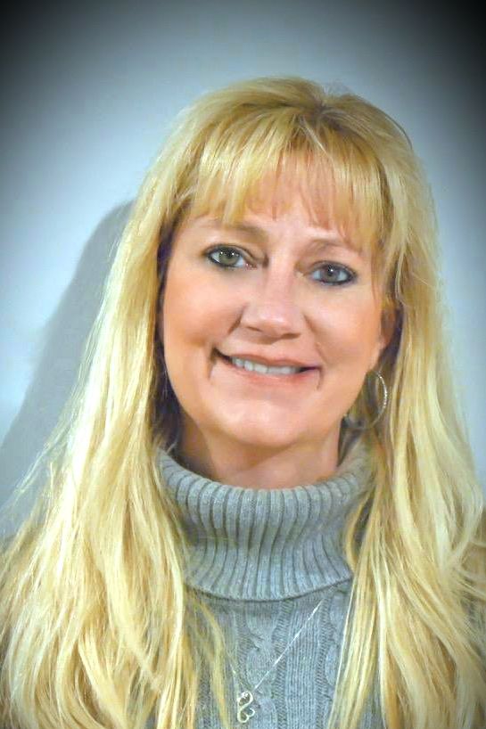 Trish Russo, Real Estate Agent Enfield, CT Coldwell Banker