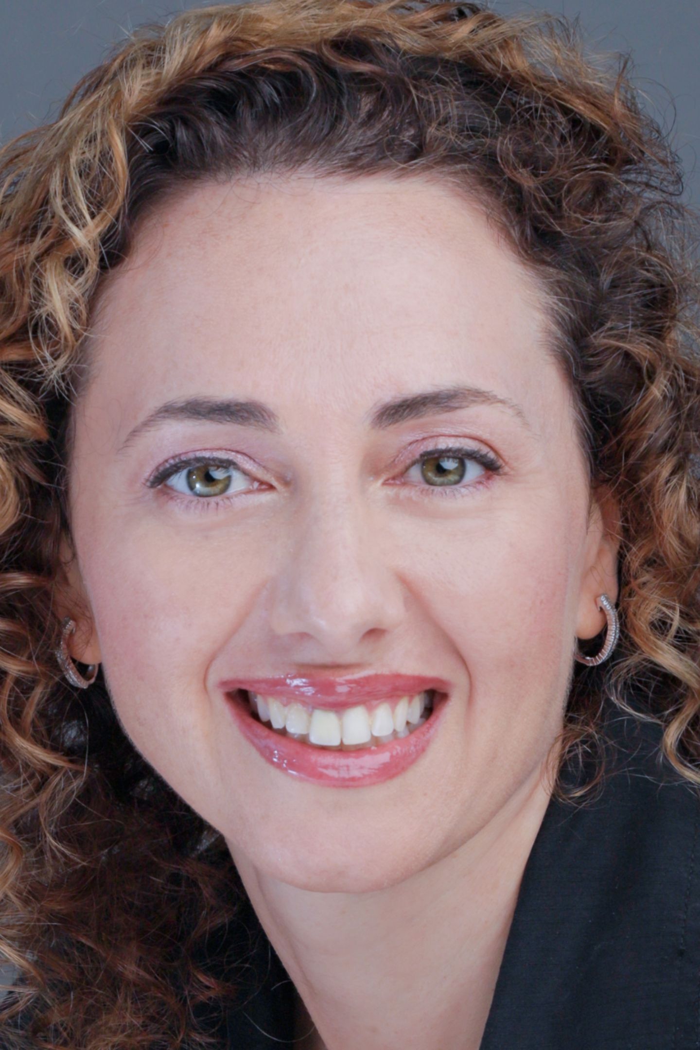 Sonia Lander, Real Estate Agent Hoboken, NJ Coldwell Banker Realty