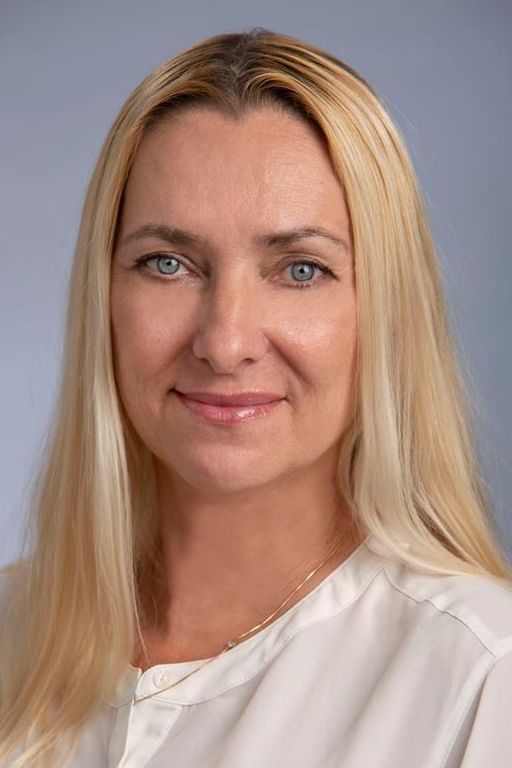 Anna Tyburska, Real Estate Agent Morristown Coldwell Banker Realty