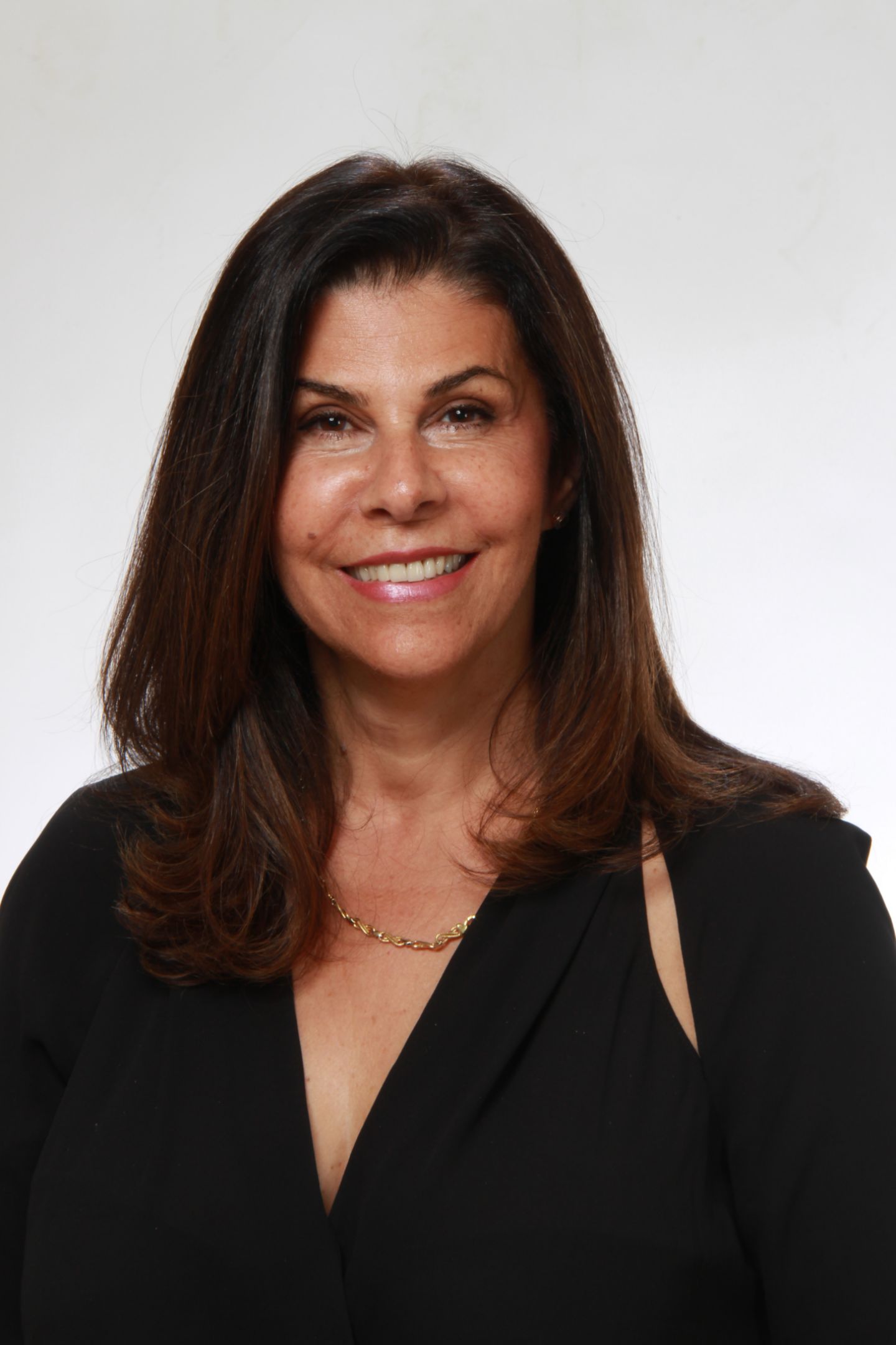 Irene Racanelli, Real Estate Agent - Manhasset, NY - Coldwell Banker Realty