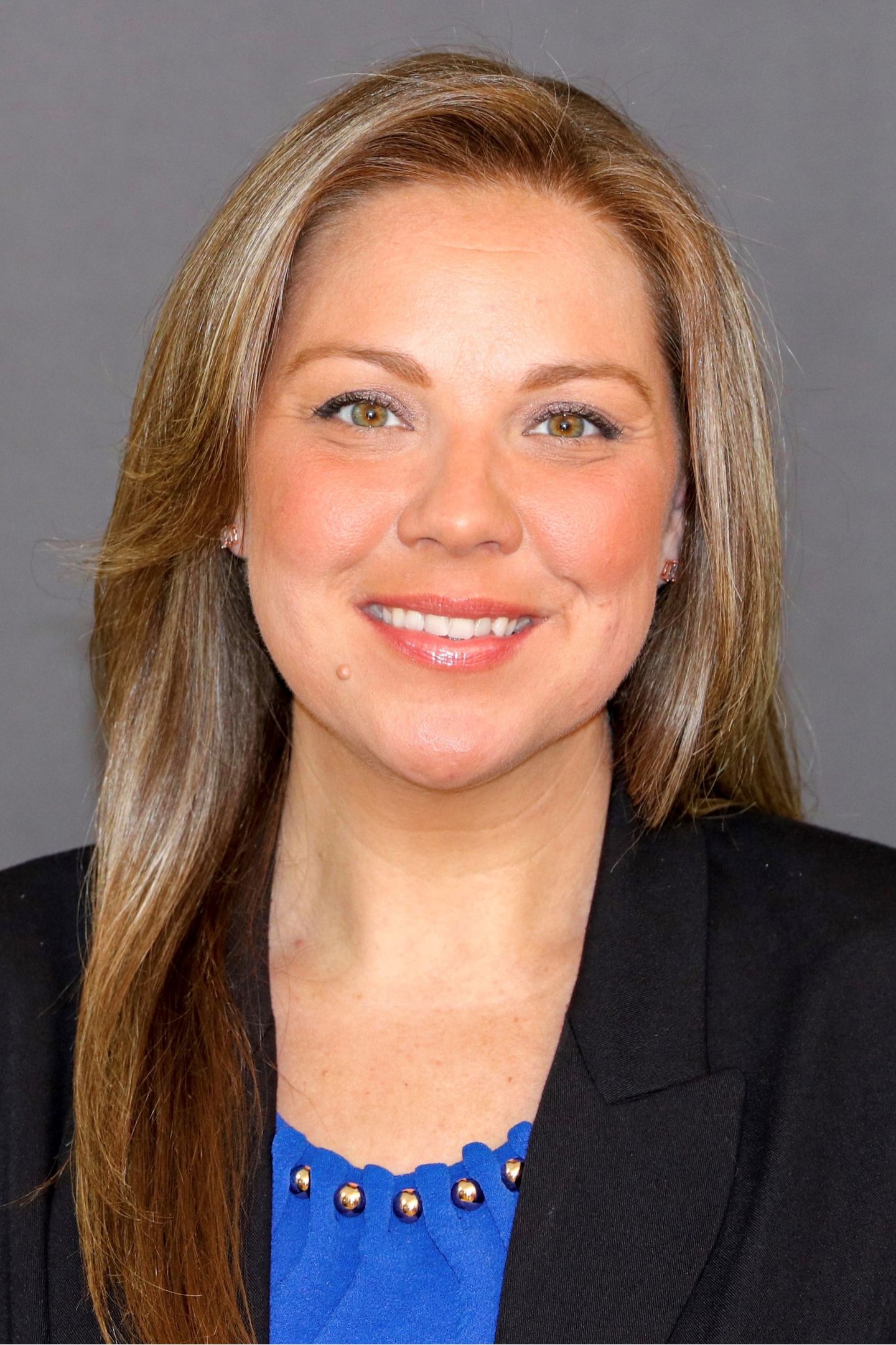 Heather Dellaera, Real Estate Agent Avon, CT Coldwell Banker Realty